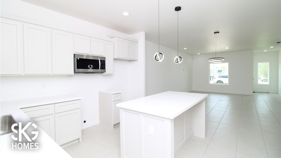 5018 Carambola Ln gallery image