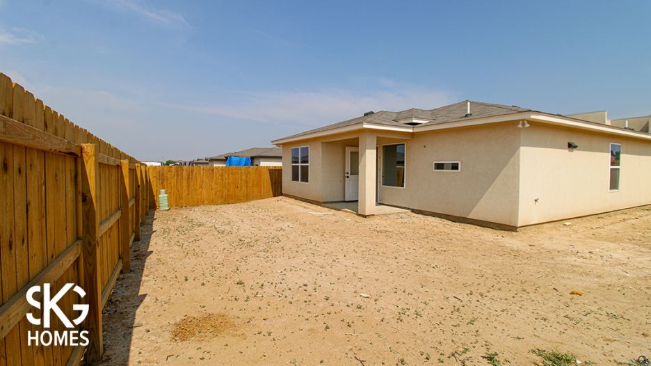5027 Nispero Ln gallery image
