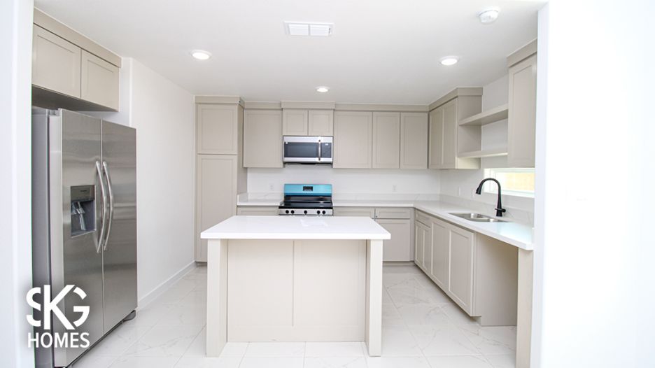 5027 Nispero Ln gallery image