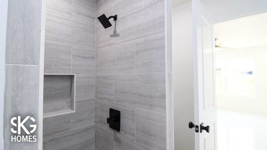 5027 Nispero Ln gallery image