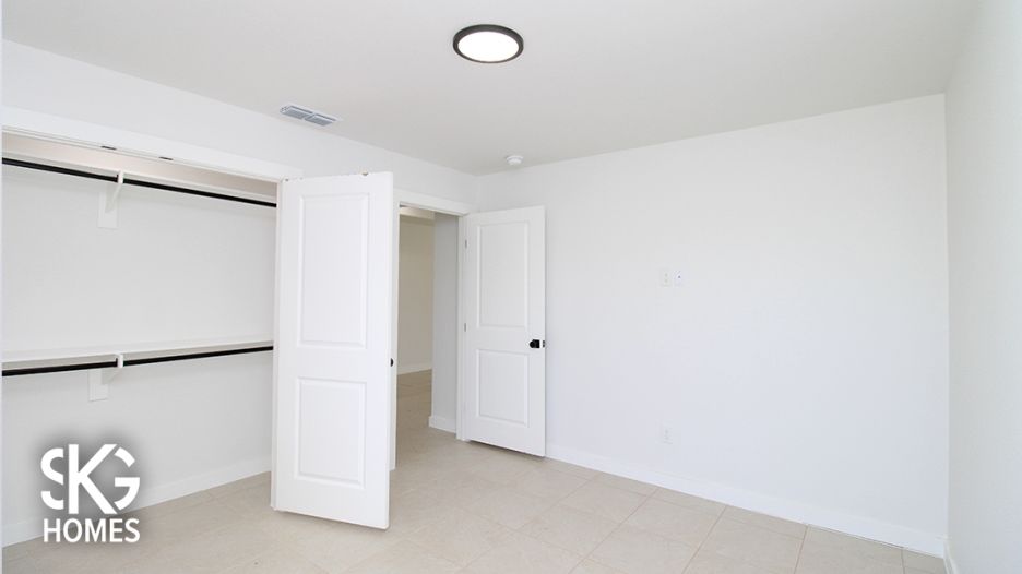 5105 Nispero Ln gallery image