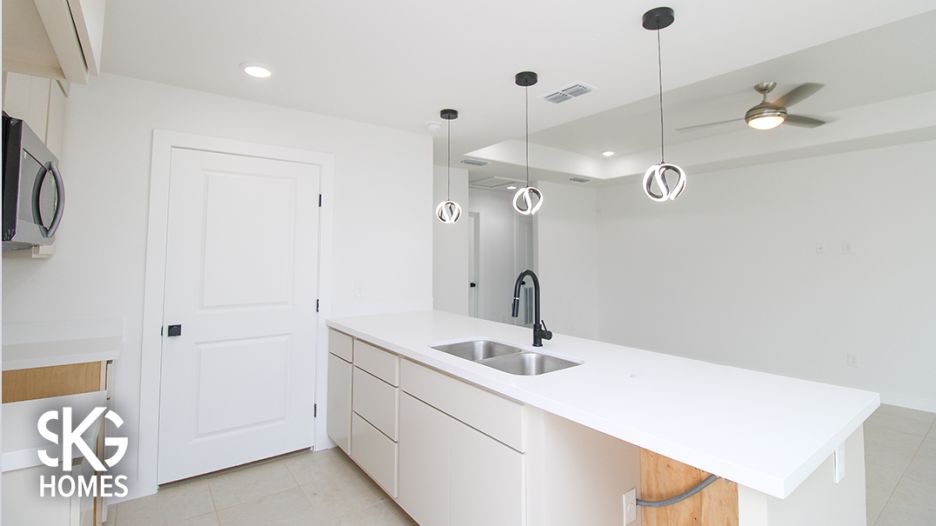 5105 Nispero Ln gallery image
