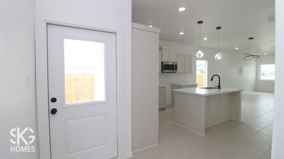 5302 Aceituno Dr. gallery image