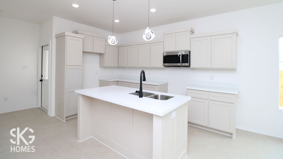 5302 Aceituno Dr. gallery image