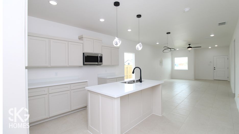 5302 Aceituno Dr. gallery image