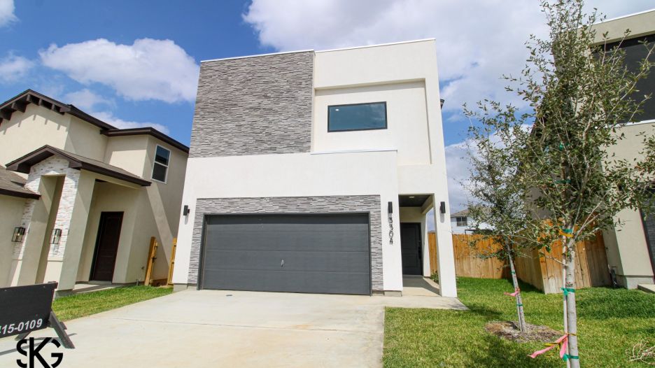 3304 Edmundo Lopez Dr gallery image