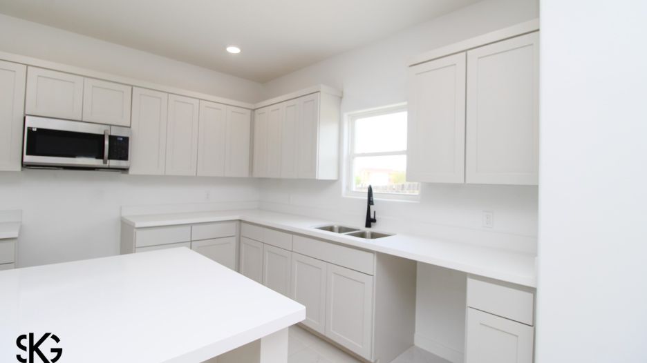 3306 Edmundo Lopez Dr gallery image