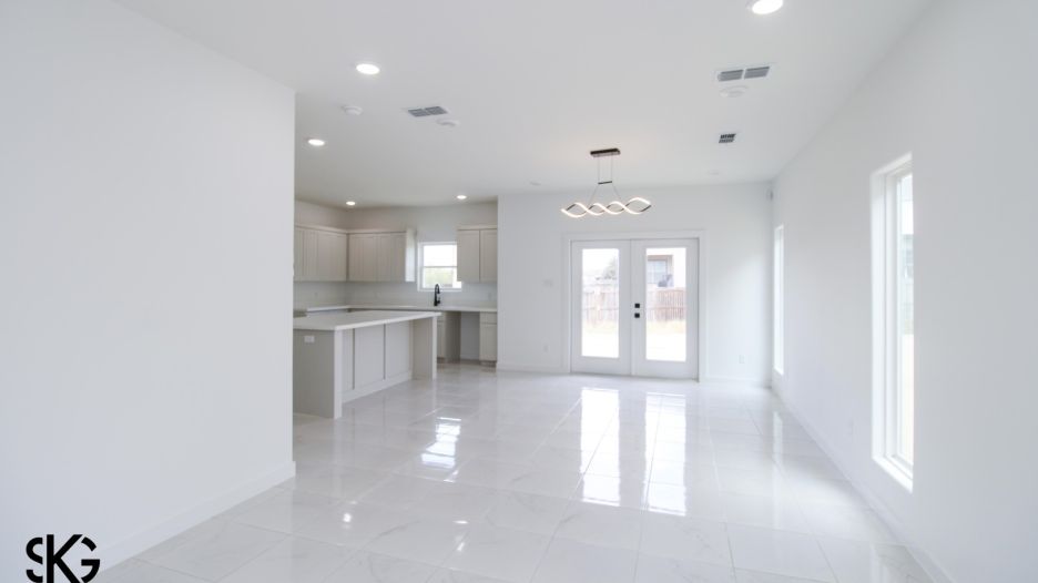 3306 Edmundo Lopez Dr gallery image