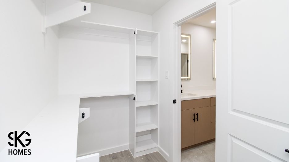 1015 Yellow Birch Dr gallery image