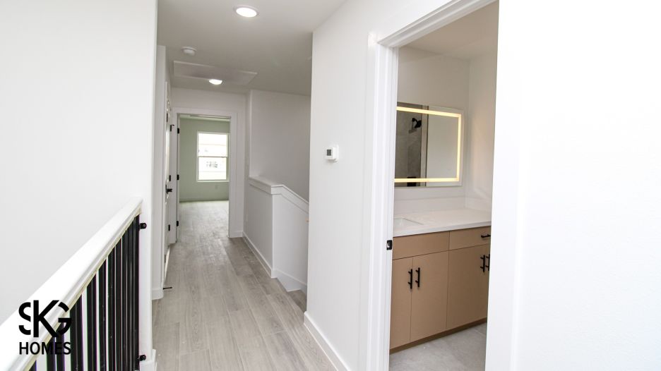 1806 Blue Oak Dr gallery image