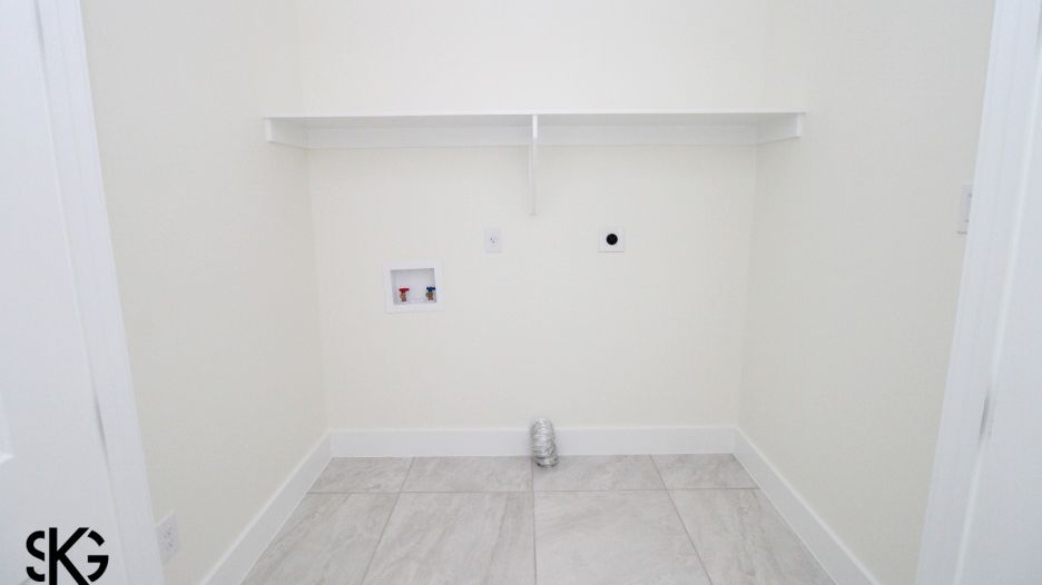 3812 Sun Valley Dr. gallery image