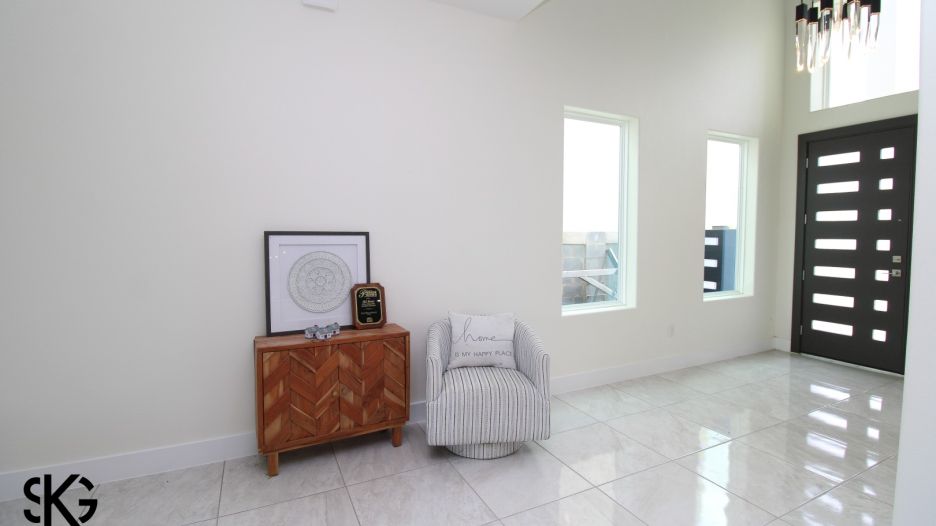 3812 Sun Valley Dr. gallery image