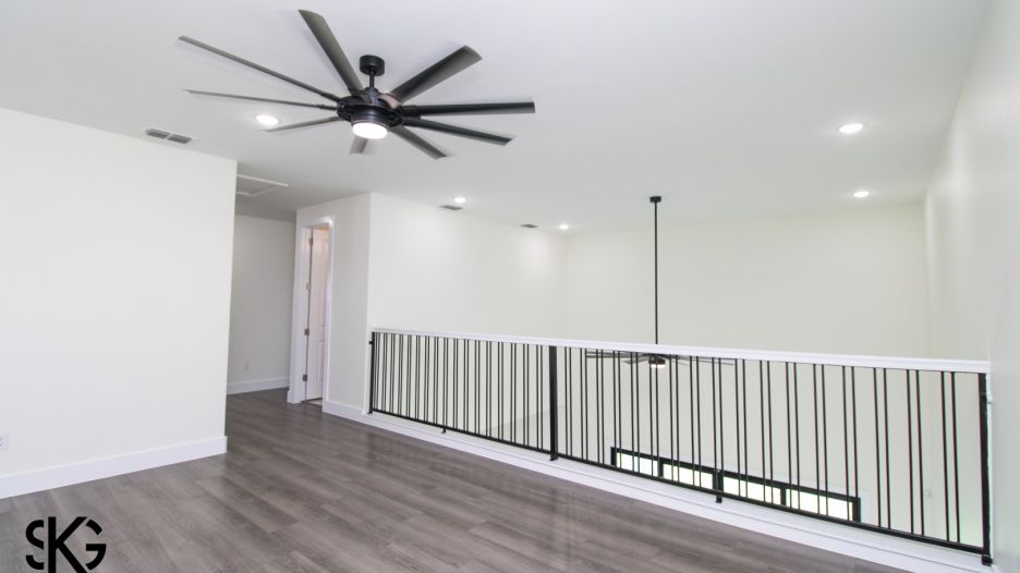 3812 Sun Valley Dr. gallery image
