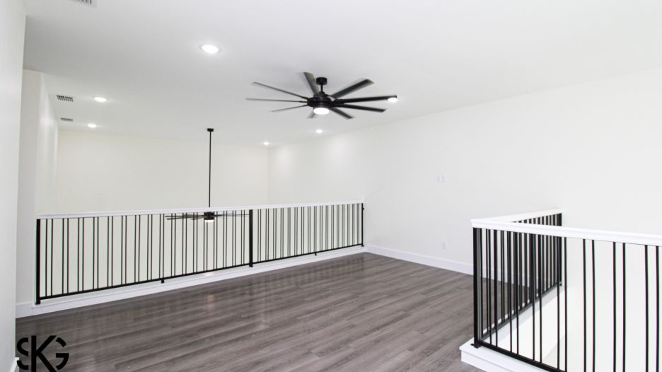 3812 Sun Valley Dr. gallery image