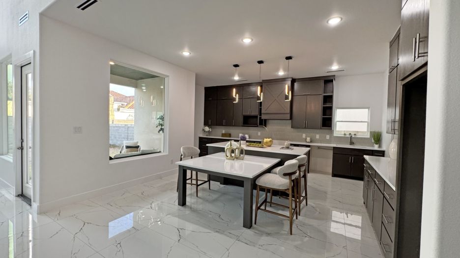 4013 Sun Valley Dr. gallery image