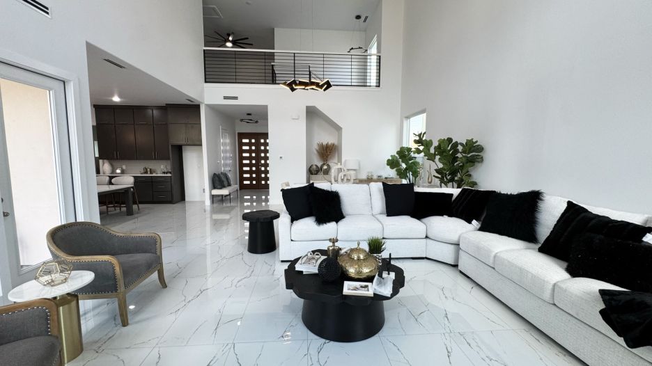 4013 Sun Valley Dr. gallery image