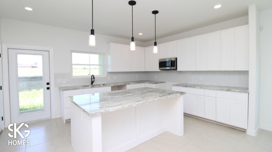 3014 Clydesdale Dr gallery image